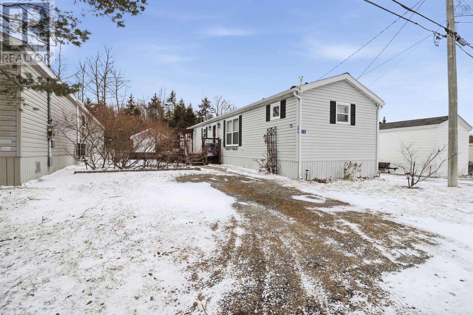 15 Bruce Street, Mount Uniacke, Nova Scotia  B0N 1Z0 - Photo 1 - 202601507