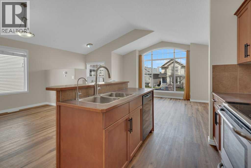 95 Cranberry Place SE, Calgary, Alberta  T3M 0G9 - Photo 9 - A2307741