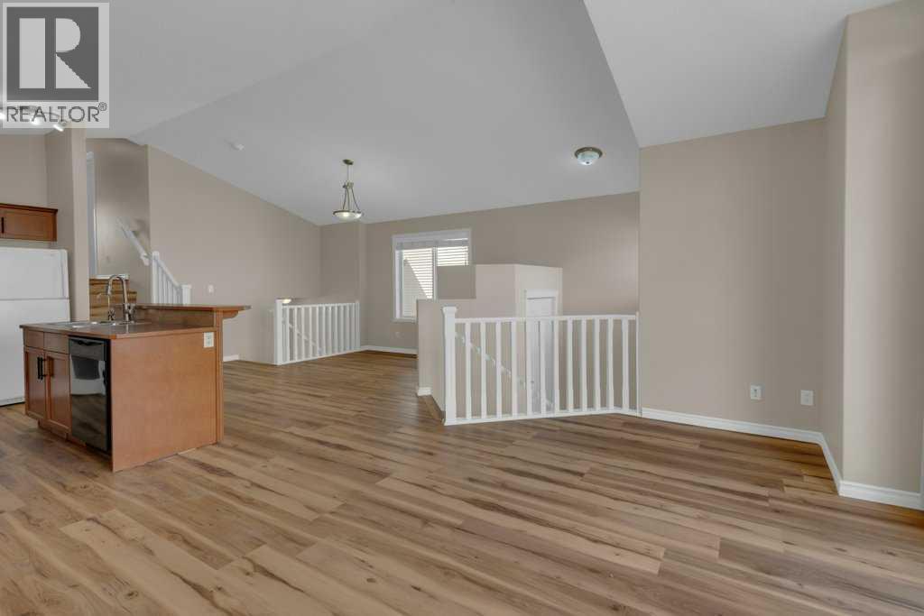 95 Cranberry Place SE, Calgary, Alberta  T3M 0G9 - Photo 4 - A2307741