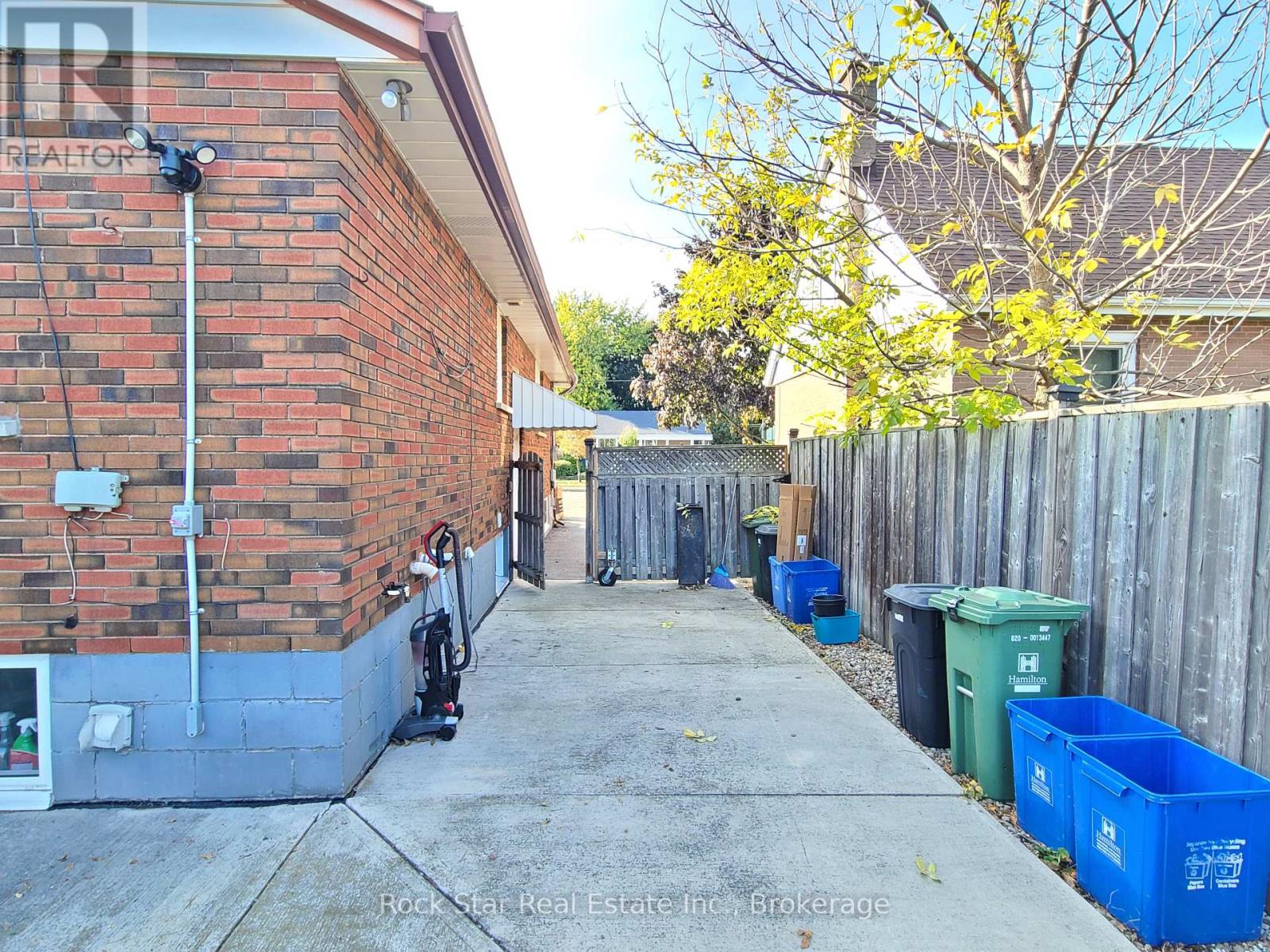 313 East 33rd Street, Hamilton, Ontario  L8V 3T9 - Photo 33 - X13084772