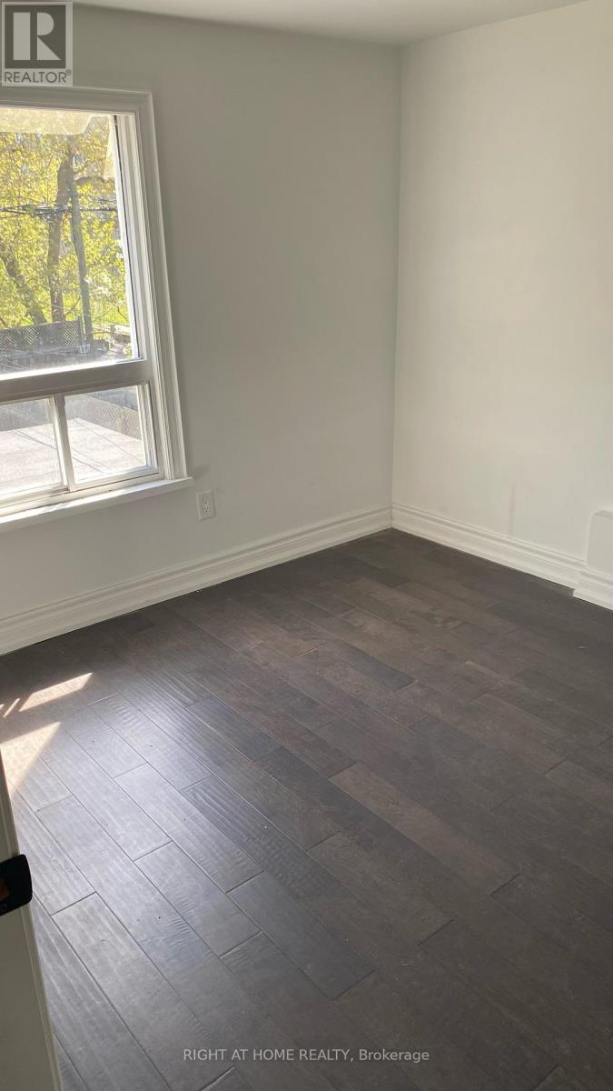 181 Cedric Avenue, Toronto, Ontario  M6C 3X7 - Photo 7 - C12858392