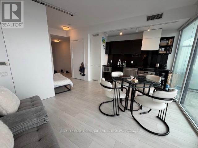 2905 - 125 Peter Street, Toronto, Ontario  M5V 0M2 - Photo 13 - C13082858