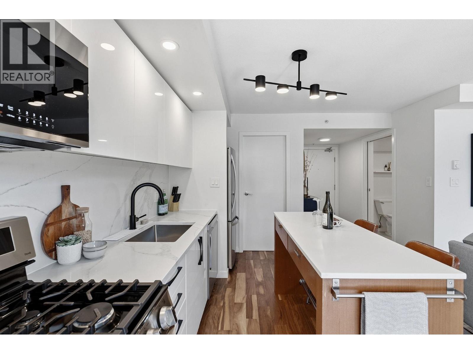 312 328 E 11th Avenue, Vancouver, British Columbia  V5T 4W1 - Photo 11 - R3119422