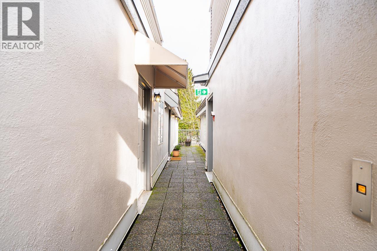 304 592 W 16th Avenue, Vancouver, British Columbia  V5Z 1S4 - Photo 12 - R3119429