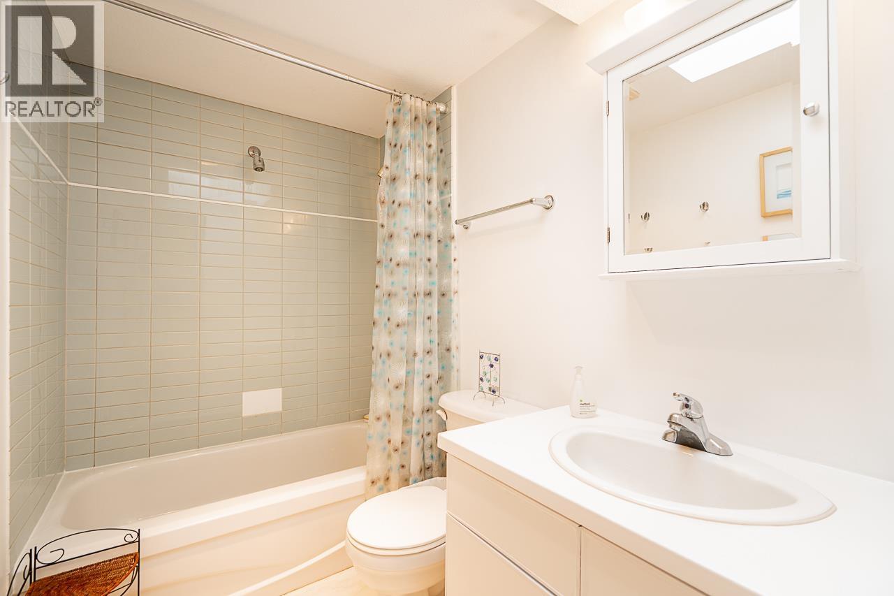 304 592 W 16th Avenue, Vancouver, British Columbia  V5Z 1S4 - Photo 23 - R3119429