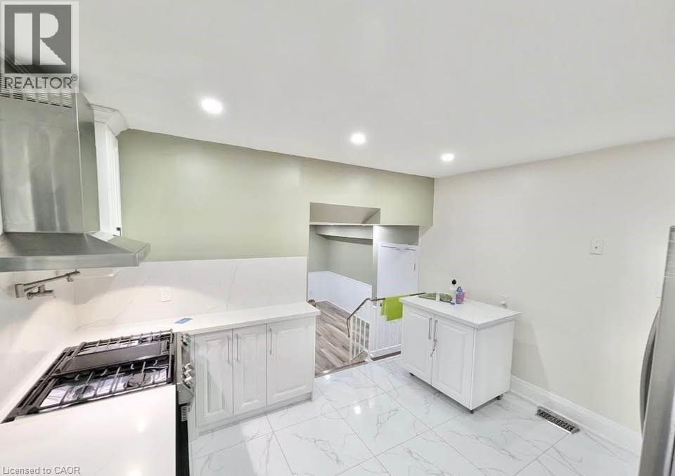 68 Briargate Drive, Kitchener, Ontario  N2E 2J8 - Photo 7 - 40827250