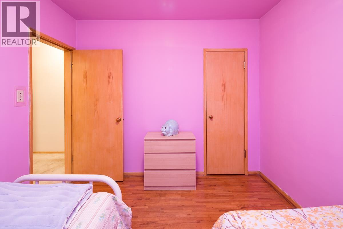 Listing Picture 23 of 38 : 6120 HALIFAX STREET, Burnaby / 本拿比 - 魯藝地產 Yvonne Lu Group - MLS Medallion Club Member