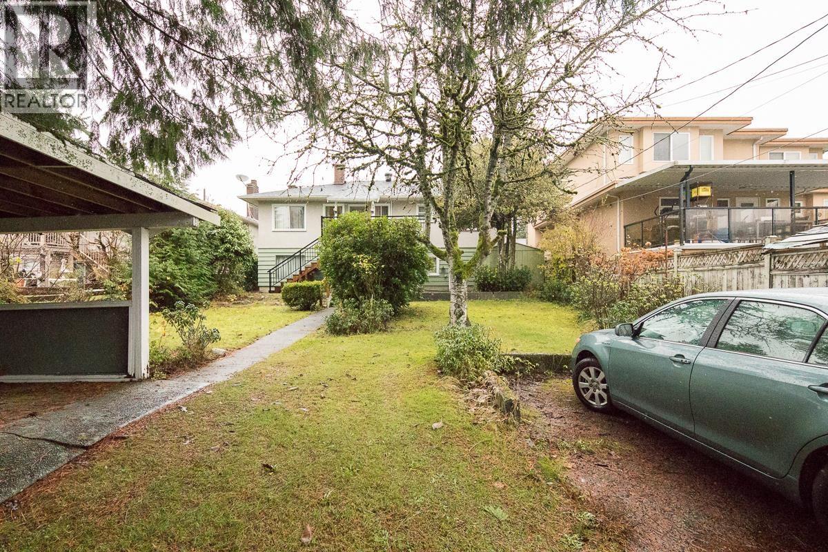 Listing Picture 36 of 38 : 6120 HALIFAX STREET, Burnaby / 本拿比 - 魯藝地產 Yvonne Lu Group - MLS Medallion Club Member