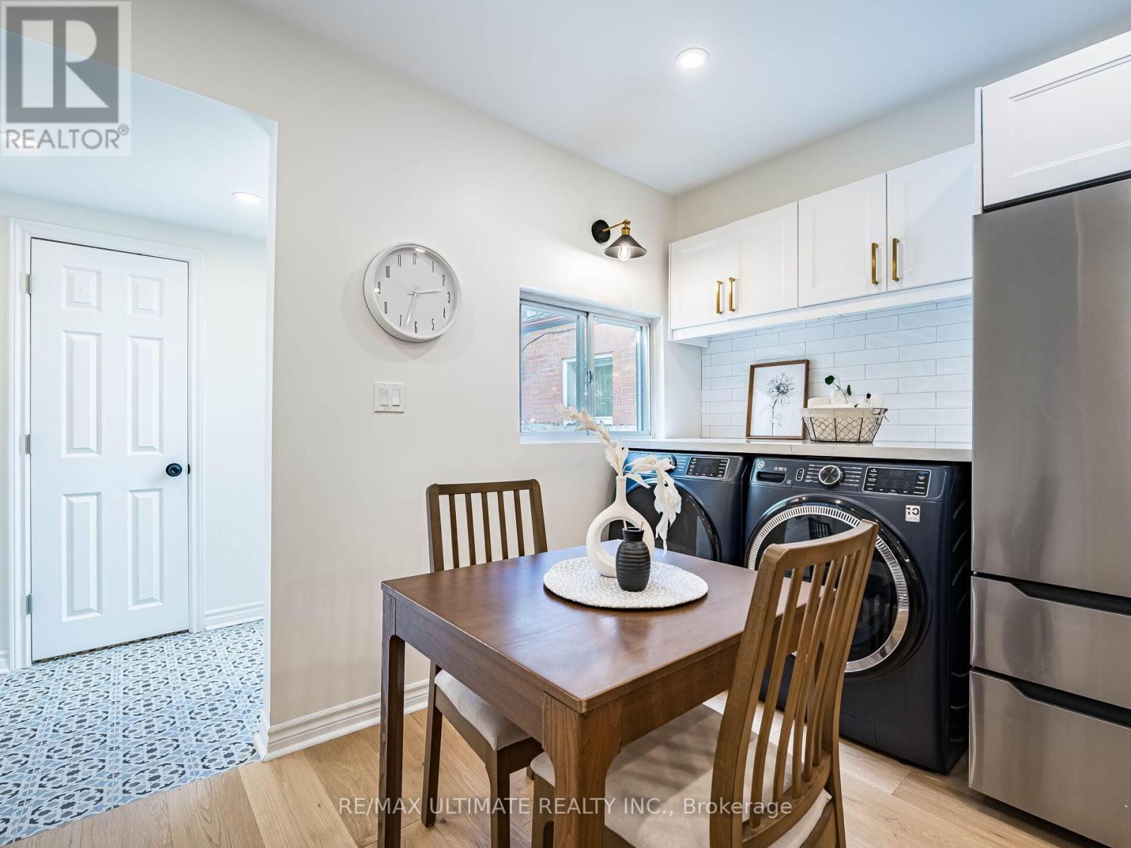 918 Ossington Avenue, Toronto, Ontario  M6G 3V1 - Photo 15 - W12853176