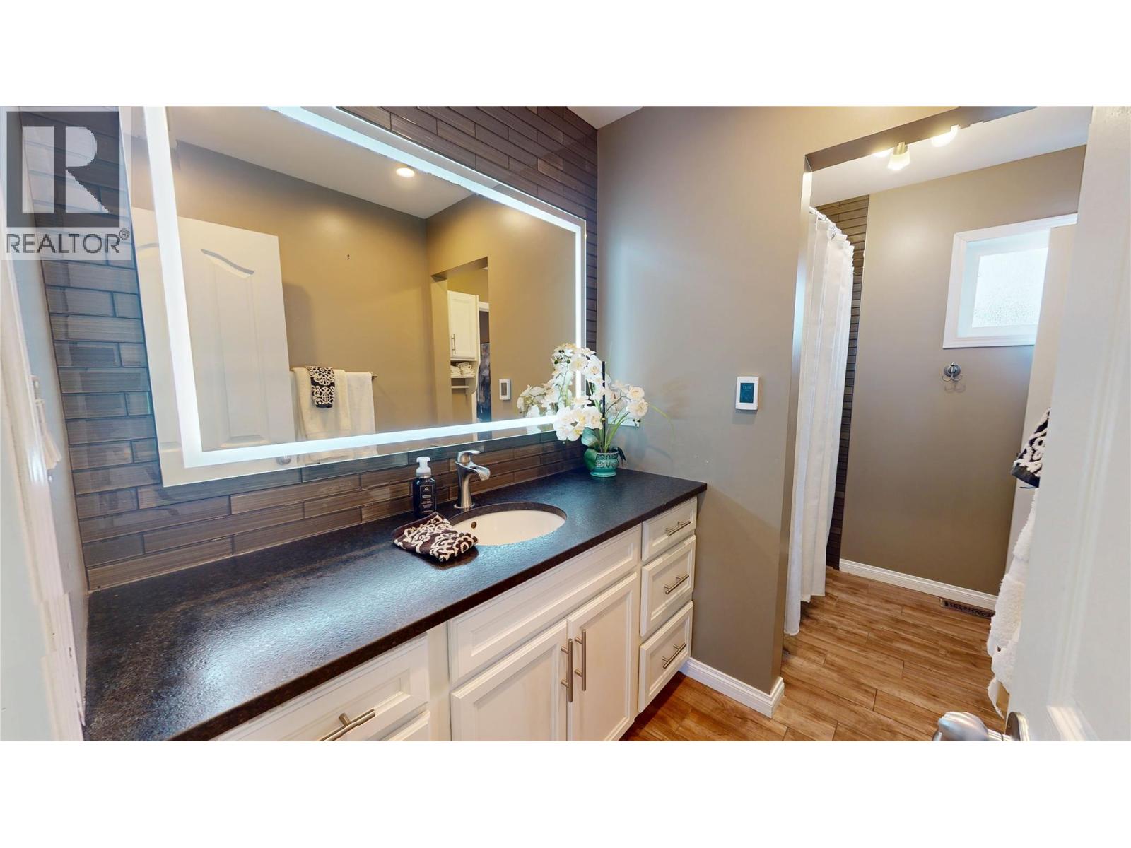 409 22nd Avenue S, Cranbrook, British Columbia  V1C 5K7 - Photo 14 - 10385966
