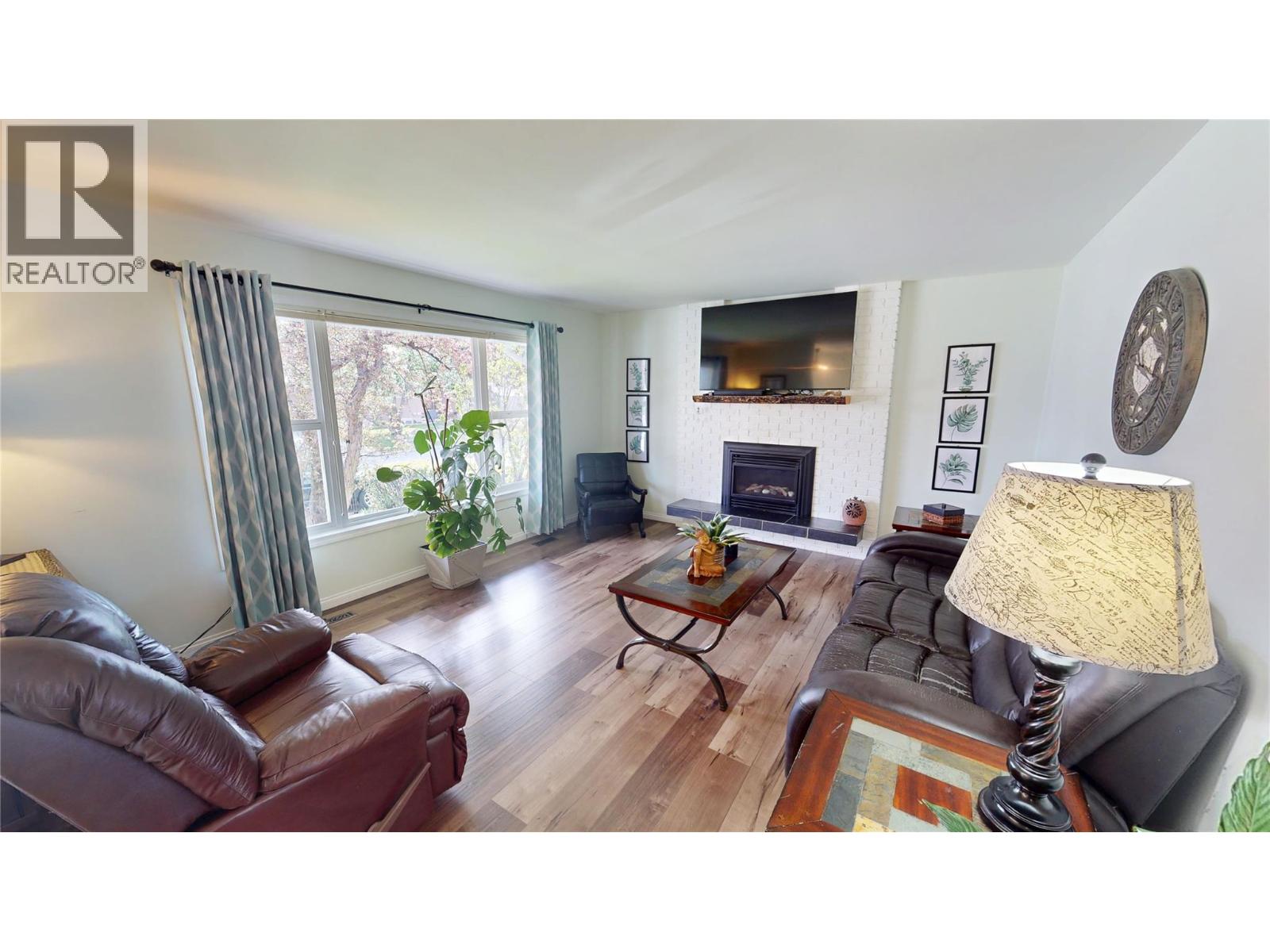 409 22nd Avenue S, Cranbrook, British Columbia  V1C 5K7 - Photo 3 - 10385966