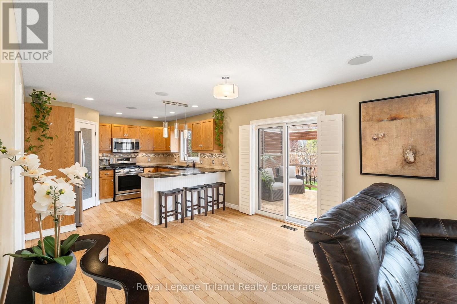 204 Falcon Drive, Woodstock, Ontario  N4T 1W5 - Photo 11 - X13084664