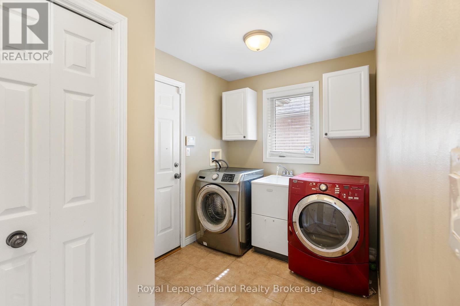 204 Falcon Drive, Woodstock, Ontario  N4T 1W5 - Photo 17 - X13084664