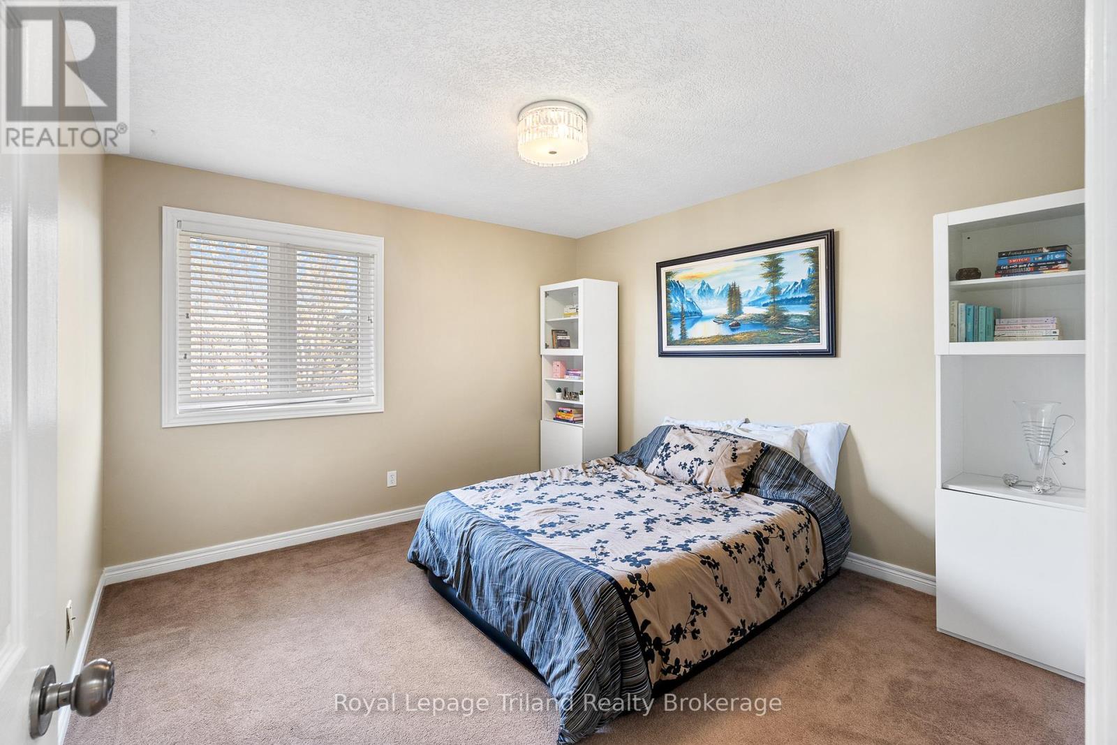 204 Falcon Drive, Woodstock, Ontario  N4T 1W5 - Photo 25 - X13084664