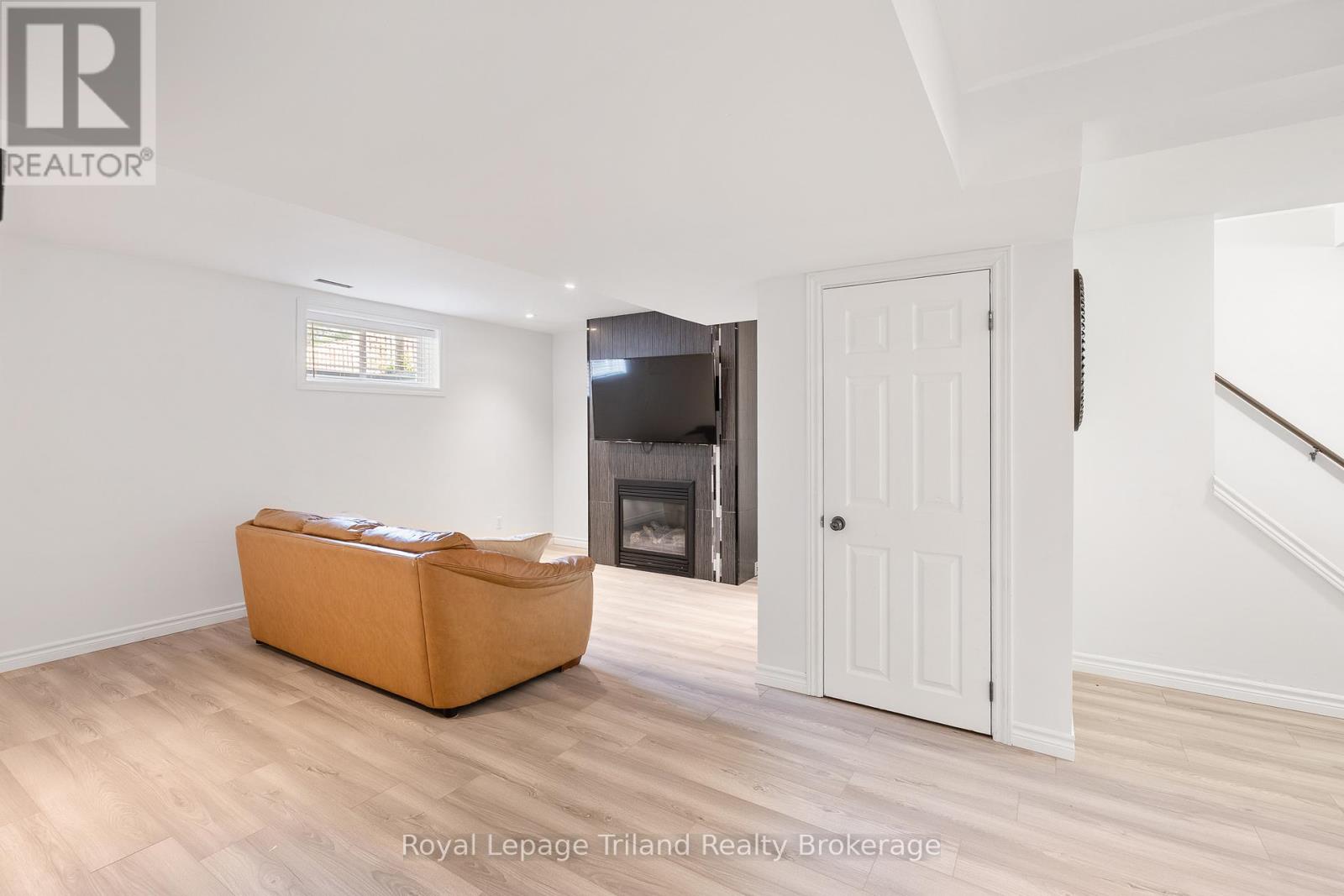 204 Falcon Drive, Woodstock, Ontario  N4T 1W5 - Photo 30 - X13084664