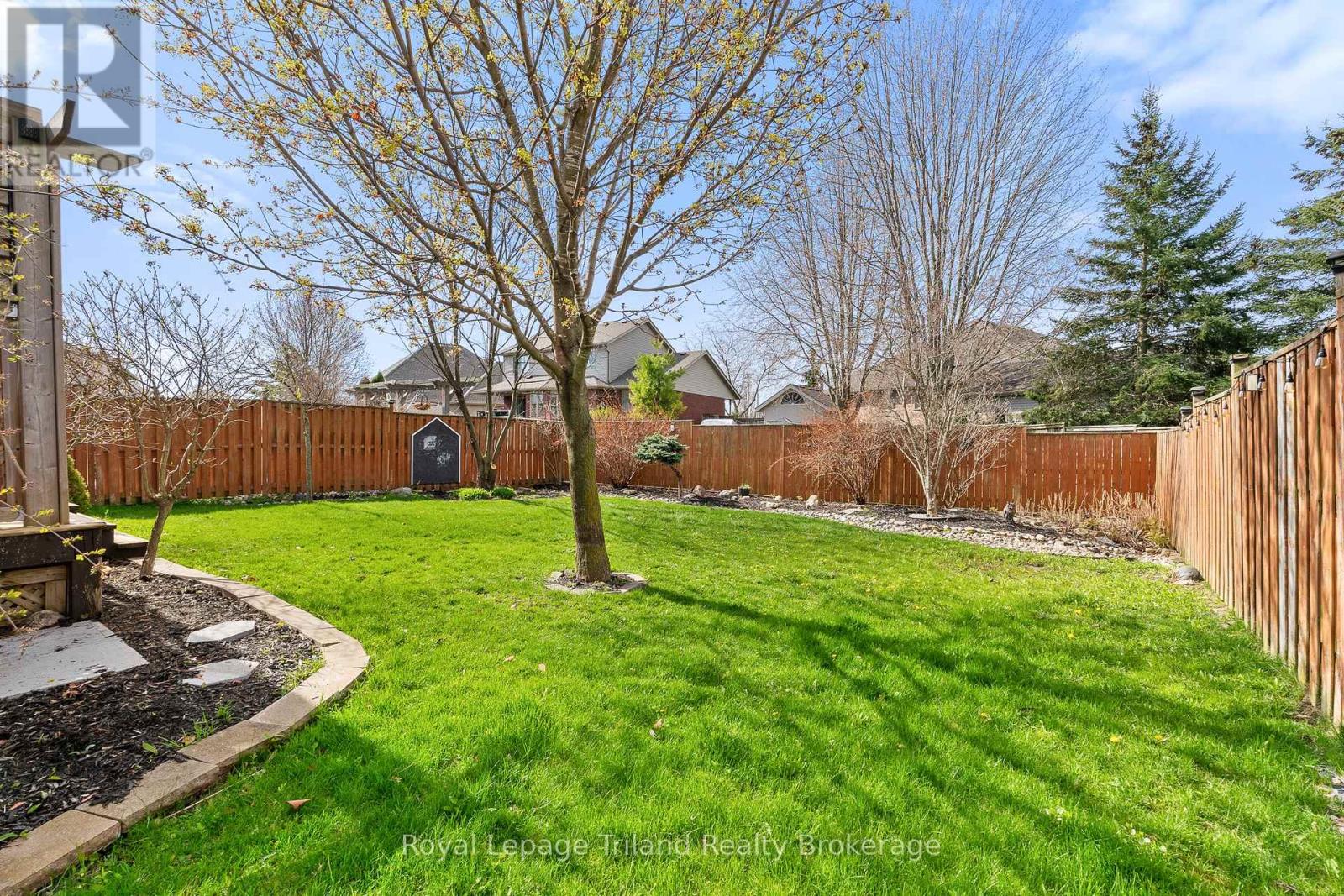 204 Falcon Drive, Woodstock, Ontario  N4T 1W5 - Photo 41 - X13084664