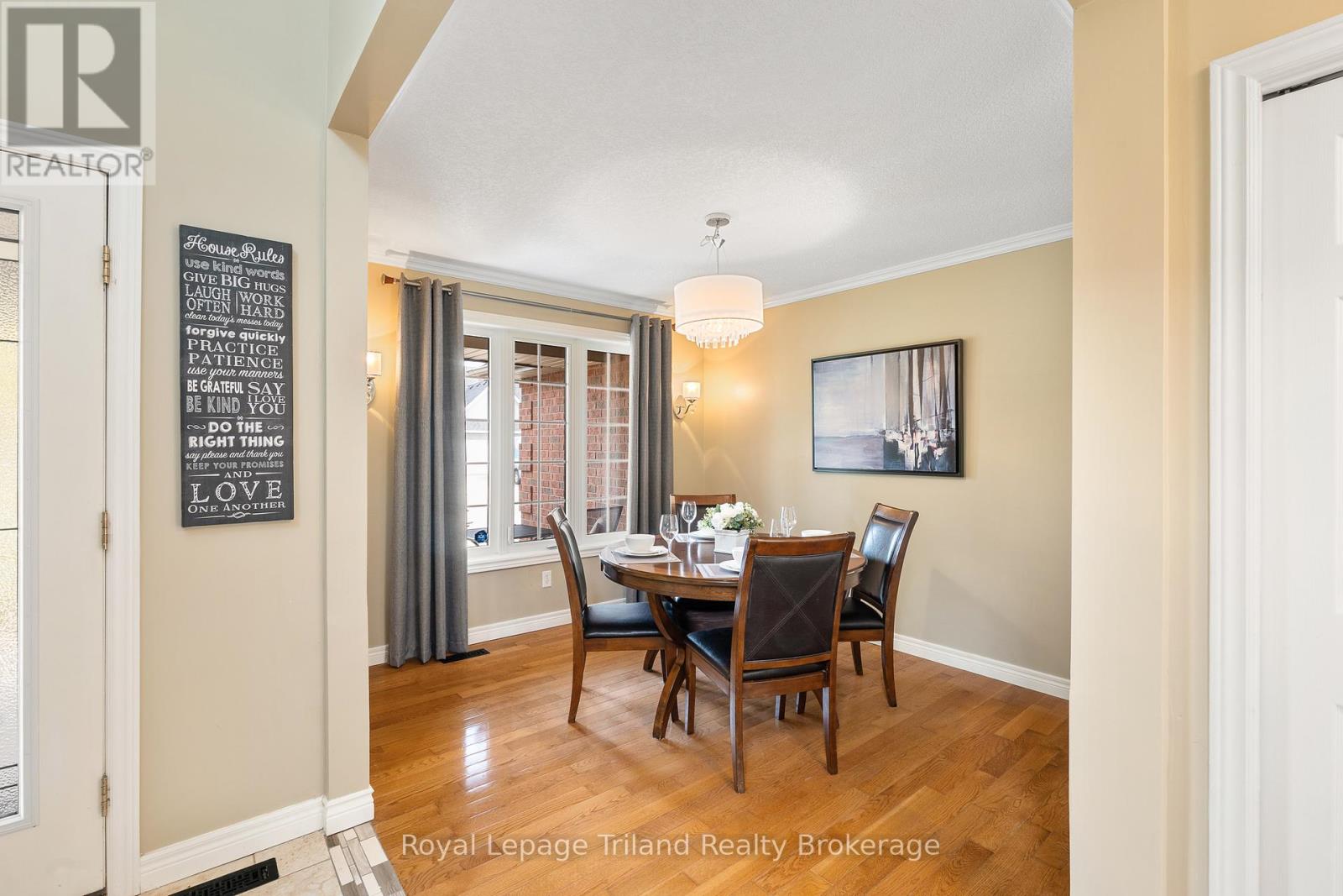 204 Falcon Drive, Woodstock, Ontario  N4T 1W5 - Photo 6 - X13084664