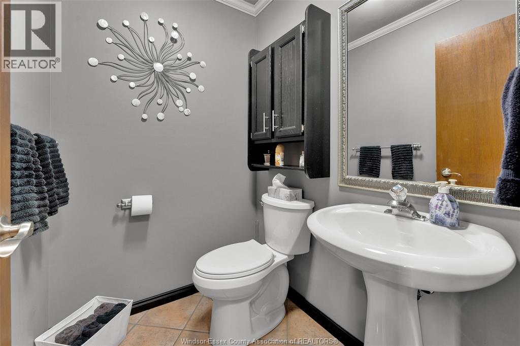 13185 Salich Court, Tecumseh, Ontario  N8N 4J6 - Photo 16 - 26010110