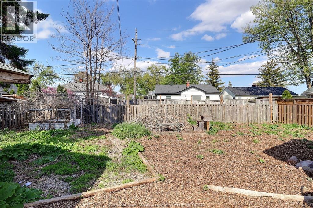 69 Irwin, Essex, Ontario  N8M 2S7 - Photo 28 - 26010098