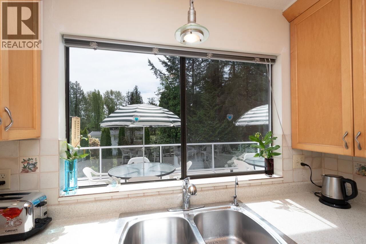 4057 Violet Street, North Vancouver, British Columbia  V7G 1E4 - Photo 12 - R3119441