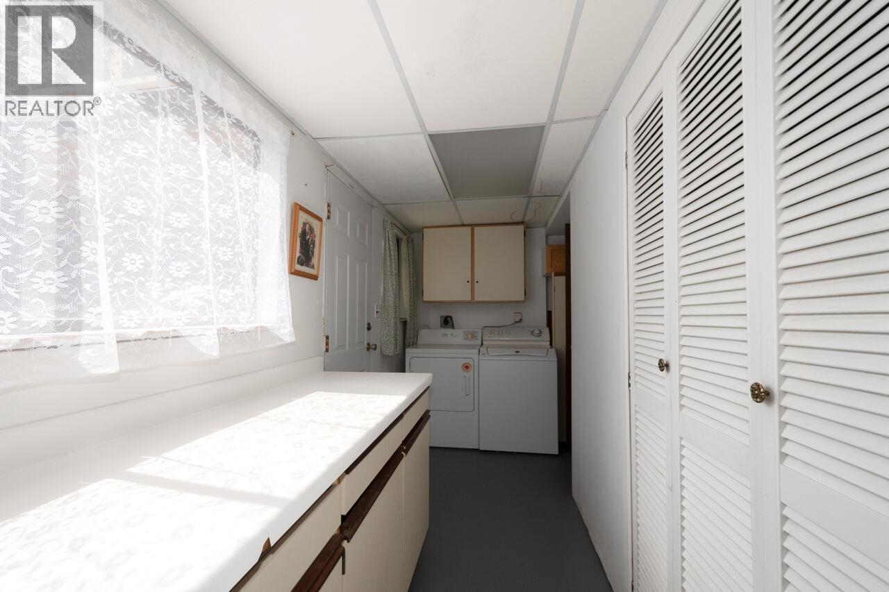 4057 Violet Street, North Vancouver, British Columbia  V7G 1E4 - Photo 34 - R3119441