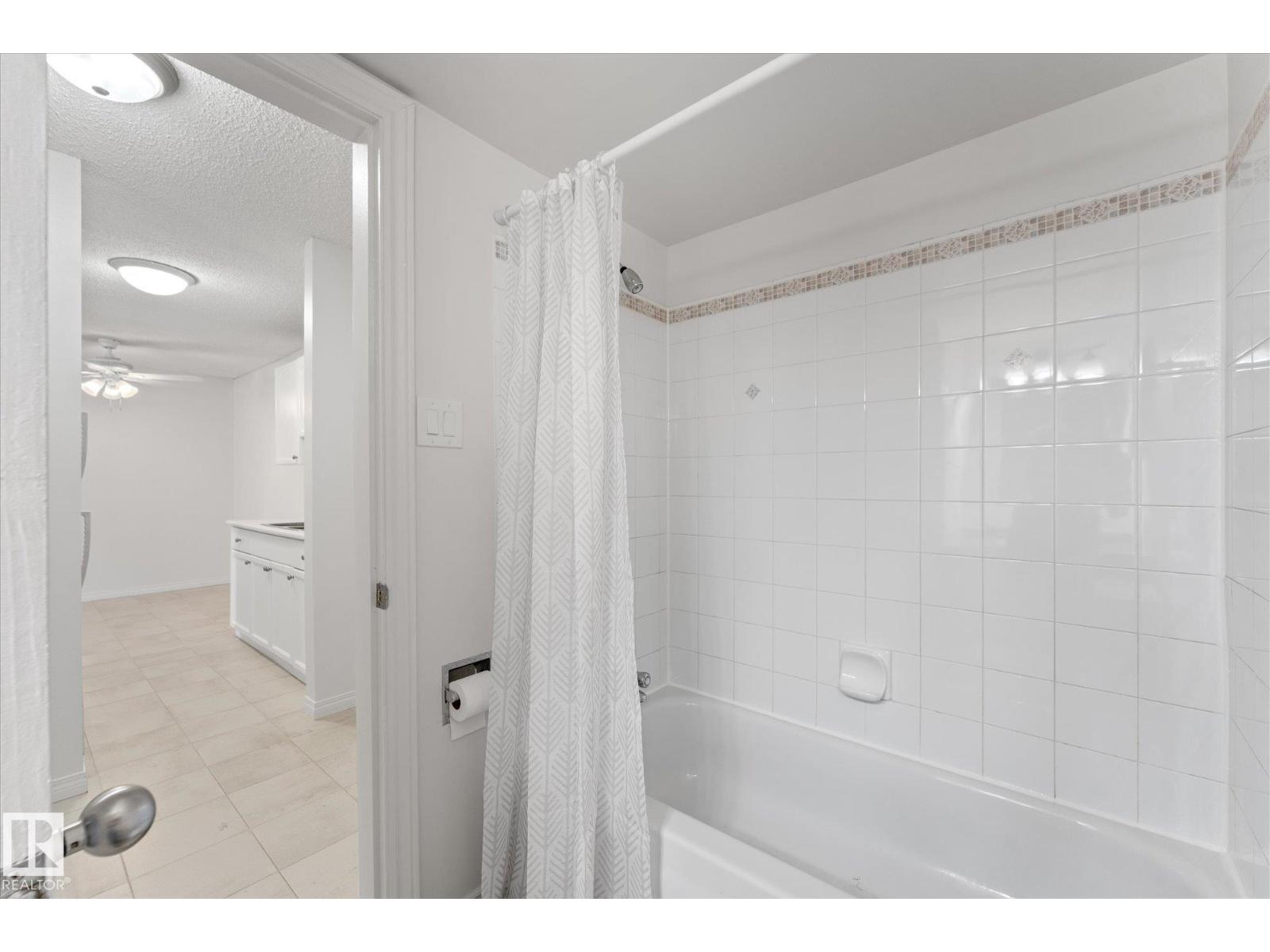 #102 10615 110 St Nw, Edmonton, Alberta  T5H 3C7 - Photo 16 - E4485765
