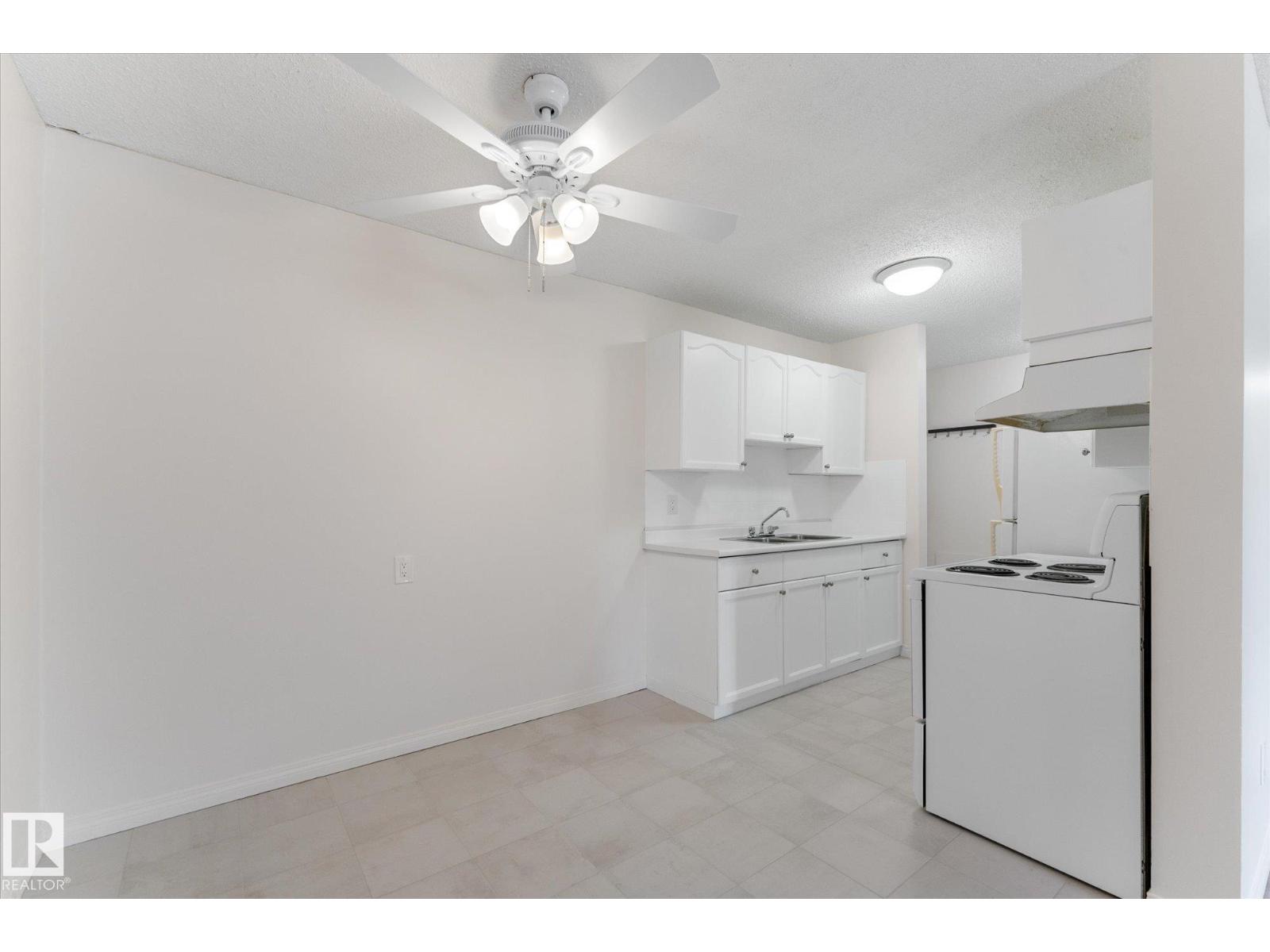 #102 10615 110 St Nw, Edmonton, Alberta  T5H 3C7 - Photo 5 - E4485765