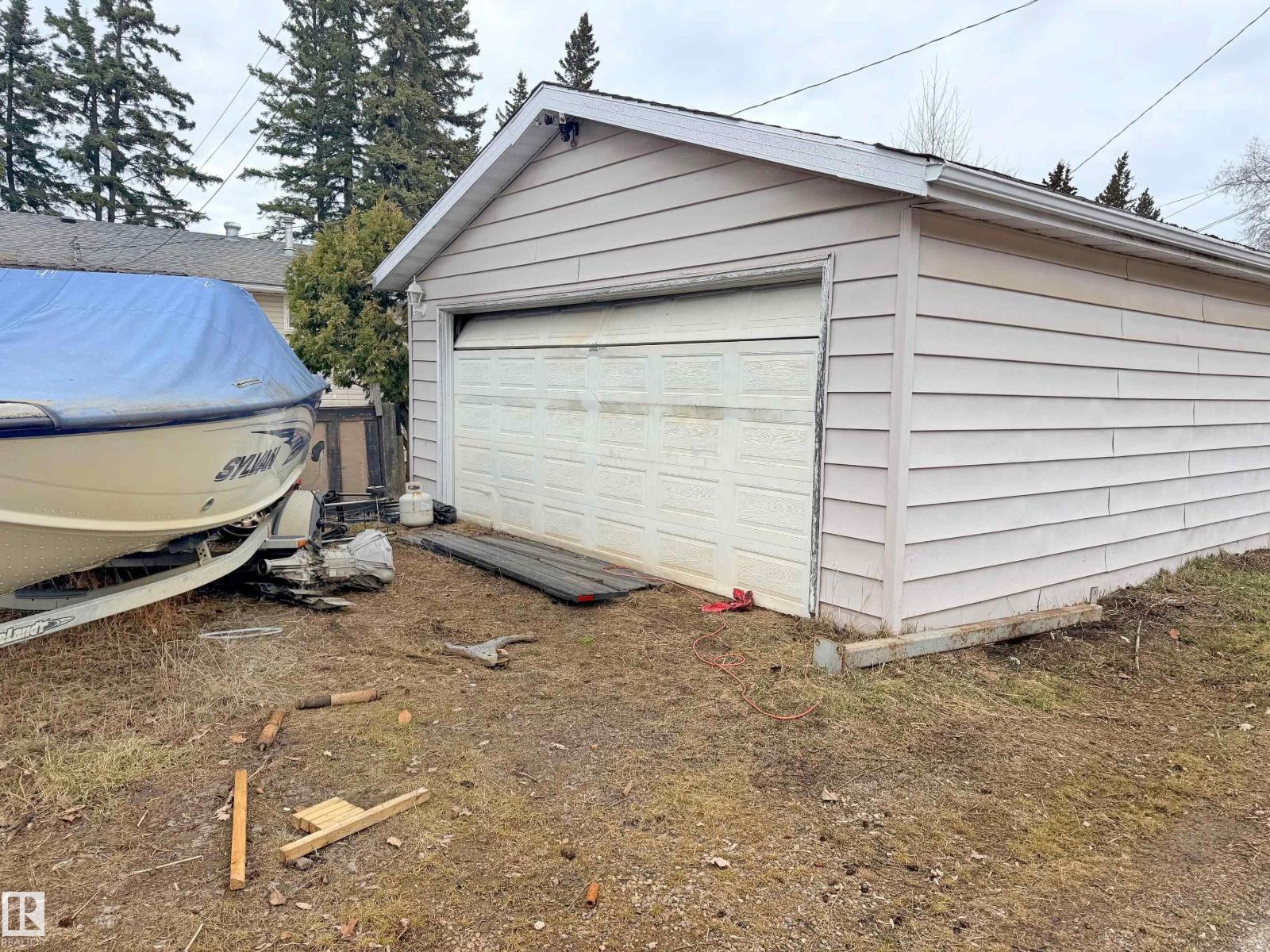 1911 1 Av, Cold Lake, Alberta  T9M 1E4 - Photo 5 - E4485769