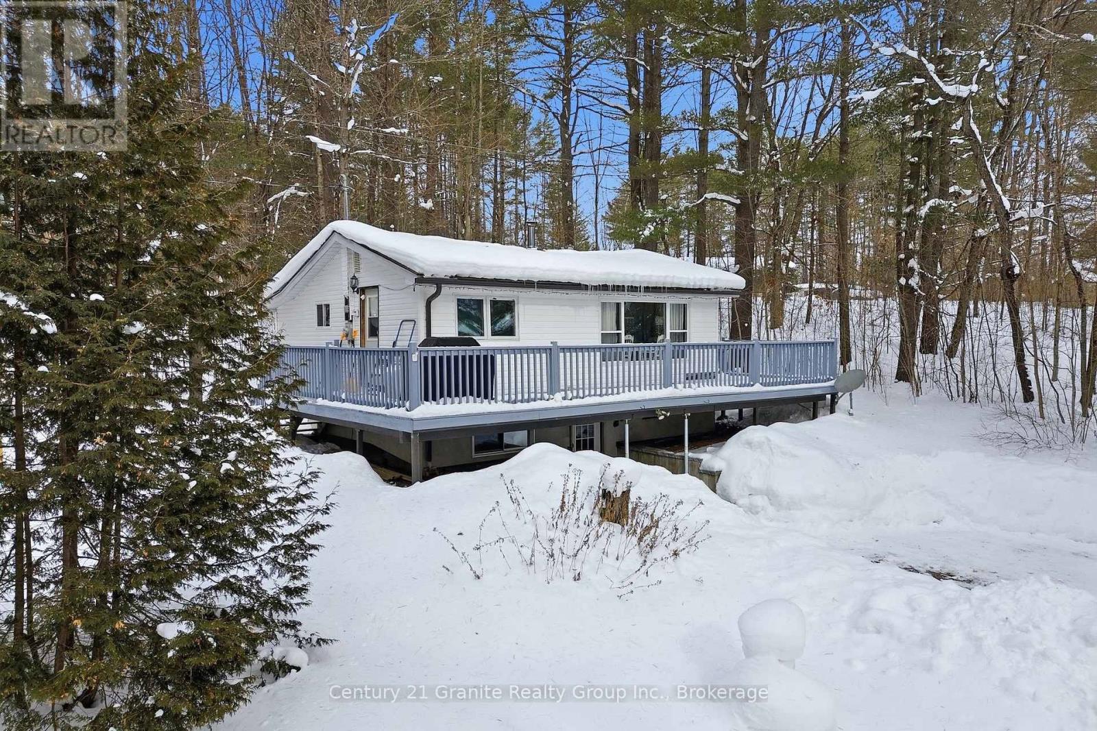 1019 Pike Lane, Dysart Et Al, Ontario  K0M 1S0 - Photo 32 - X12784164