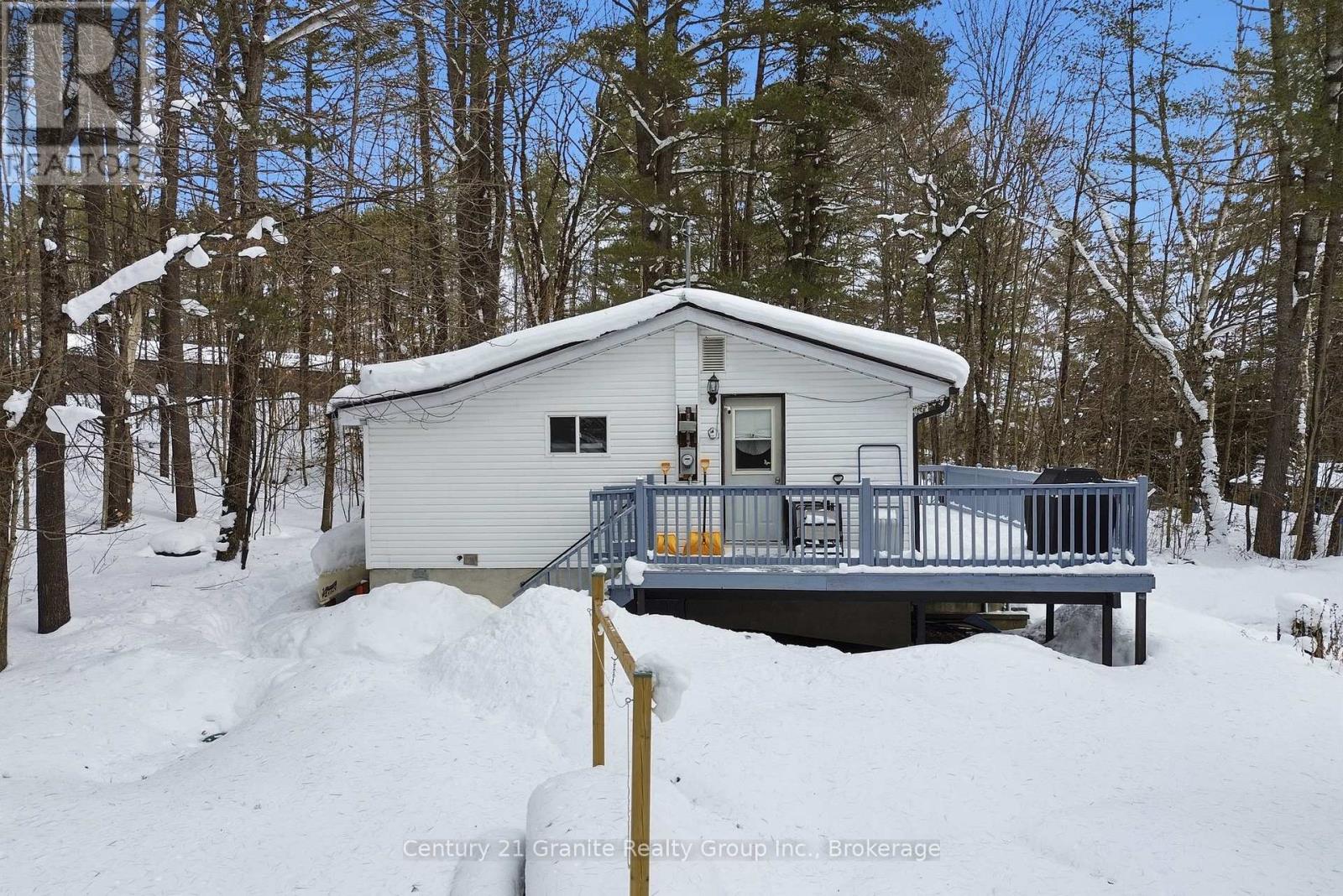 1019 Pike Lane, Dysart Et Al, Ontario  K0M 1S0 - Photo 37 - X12784164