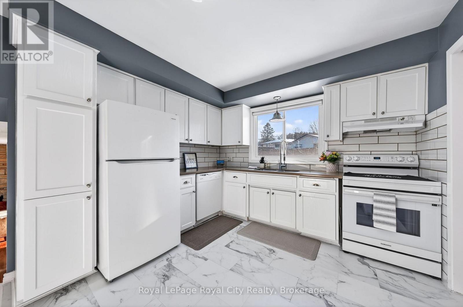 21 Glenda Court, Guelph, Ontario  N1H 6V6 - Photo 20 - X12839056