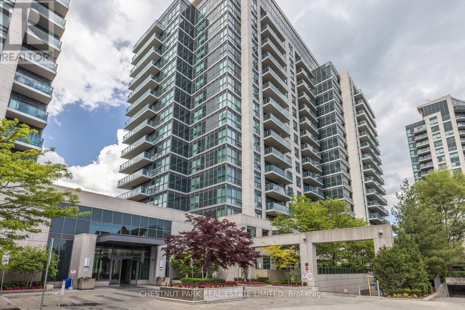 306 - 35 Brian Peck Crescent, Toronto, Ontario  M4G 0A5 - Photo 1 - C13084578