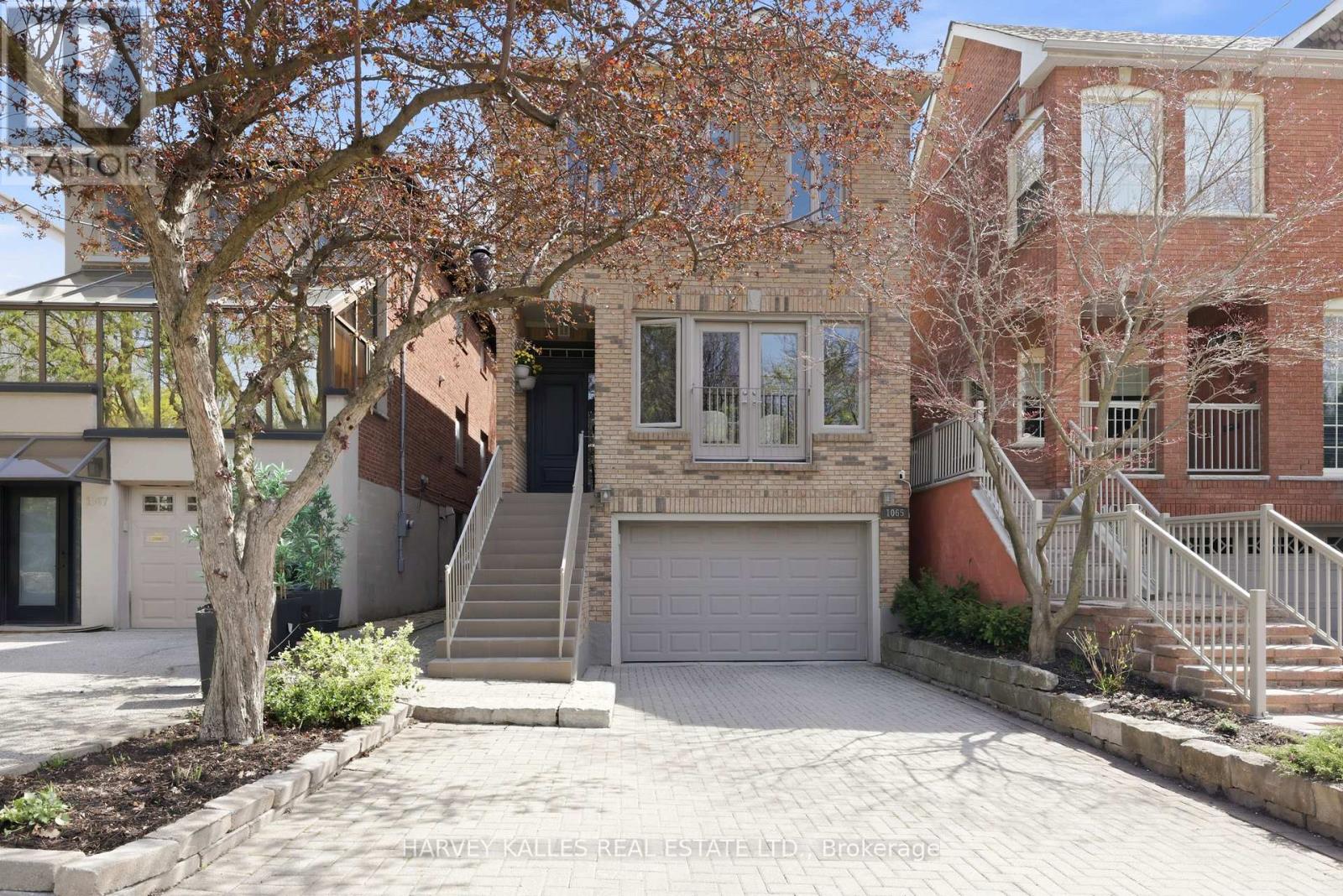 1065 Spadina Road, Toronto, Ontario  M5N 2M7 - Photo 2 - C13084608