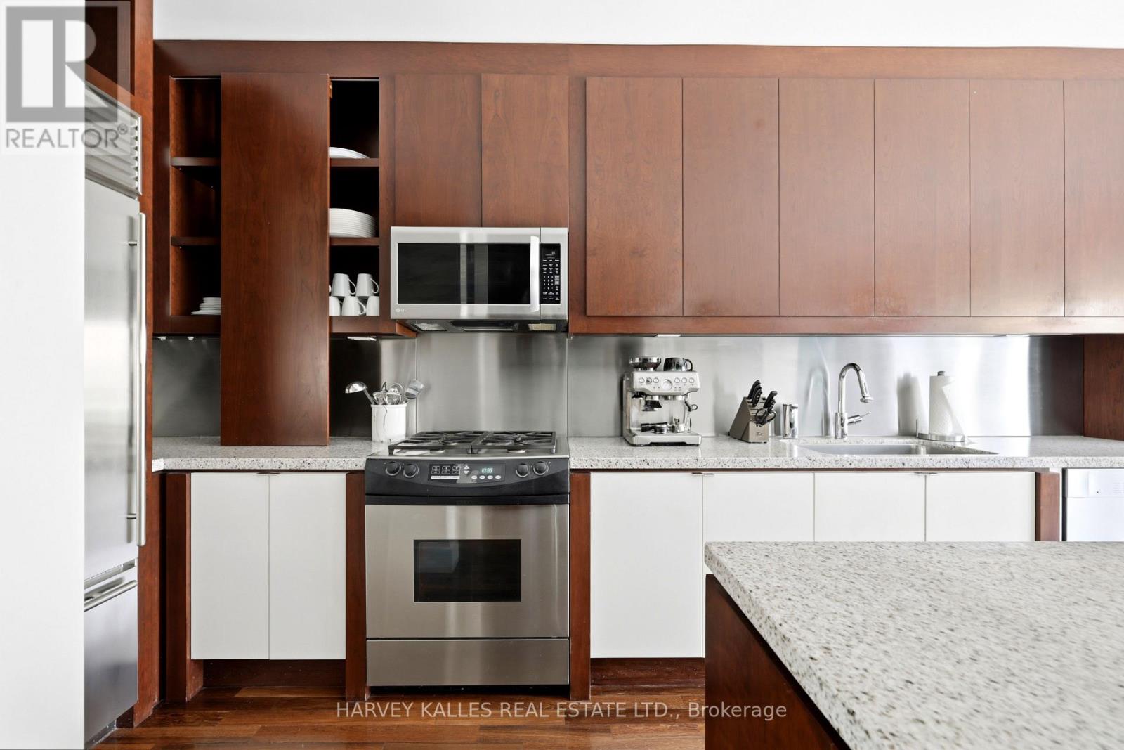 1065 Spadina Road, Toronto, Ontario  M5N 2M7 - Photo 4 - C13084608