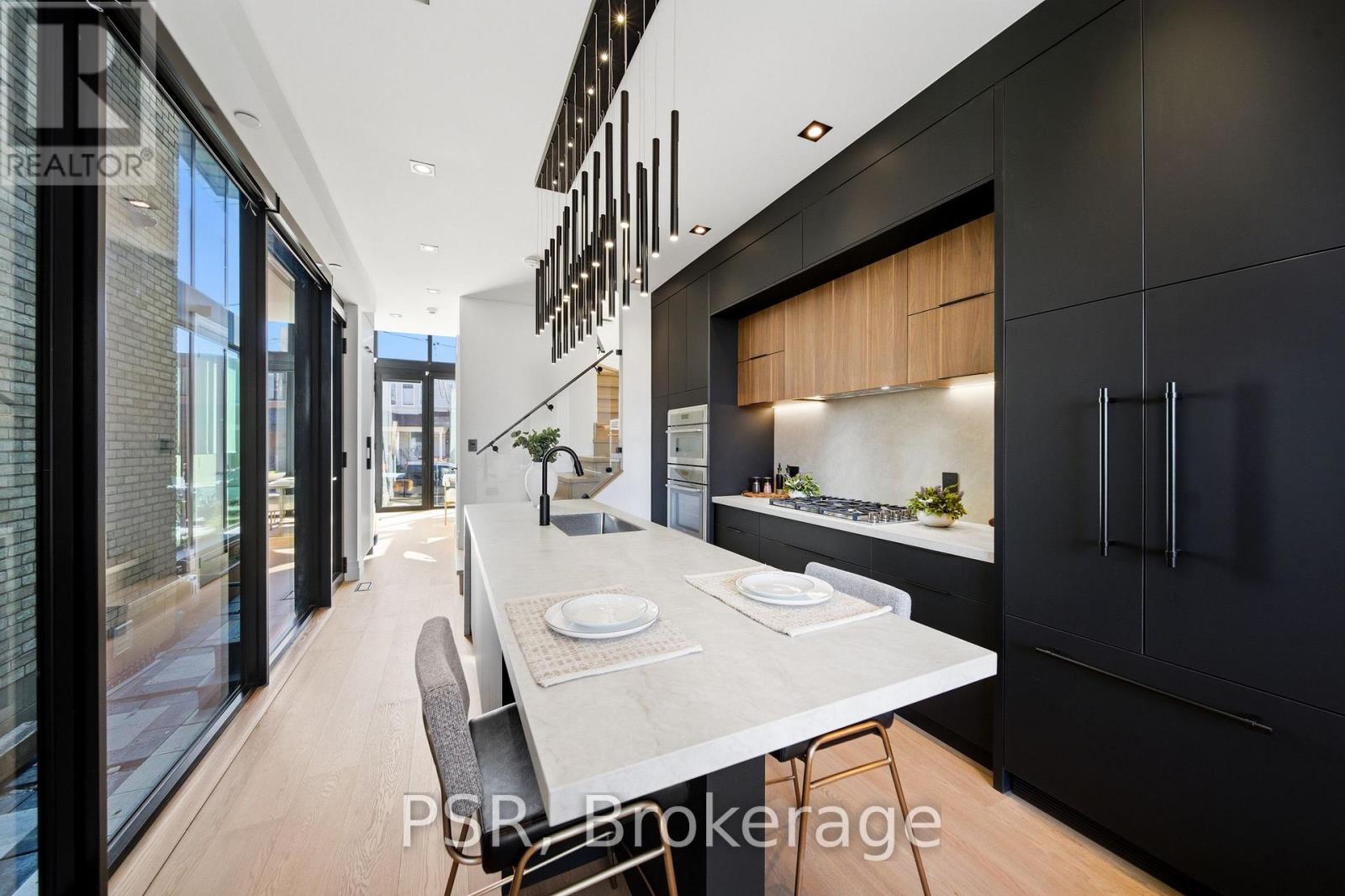 178 Gladstone Avenue, Toronto, Ontario  M6J 3L4 - Photo 11 - C13084726