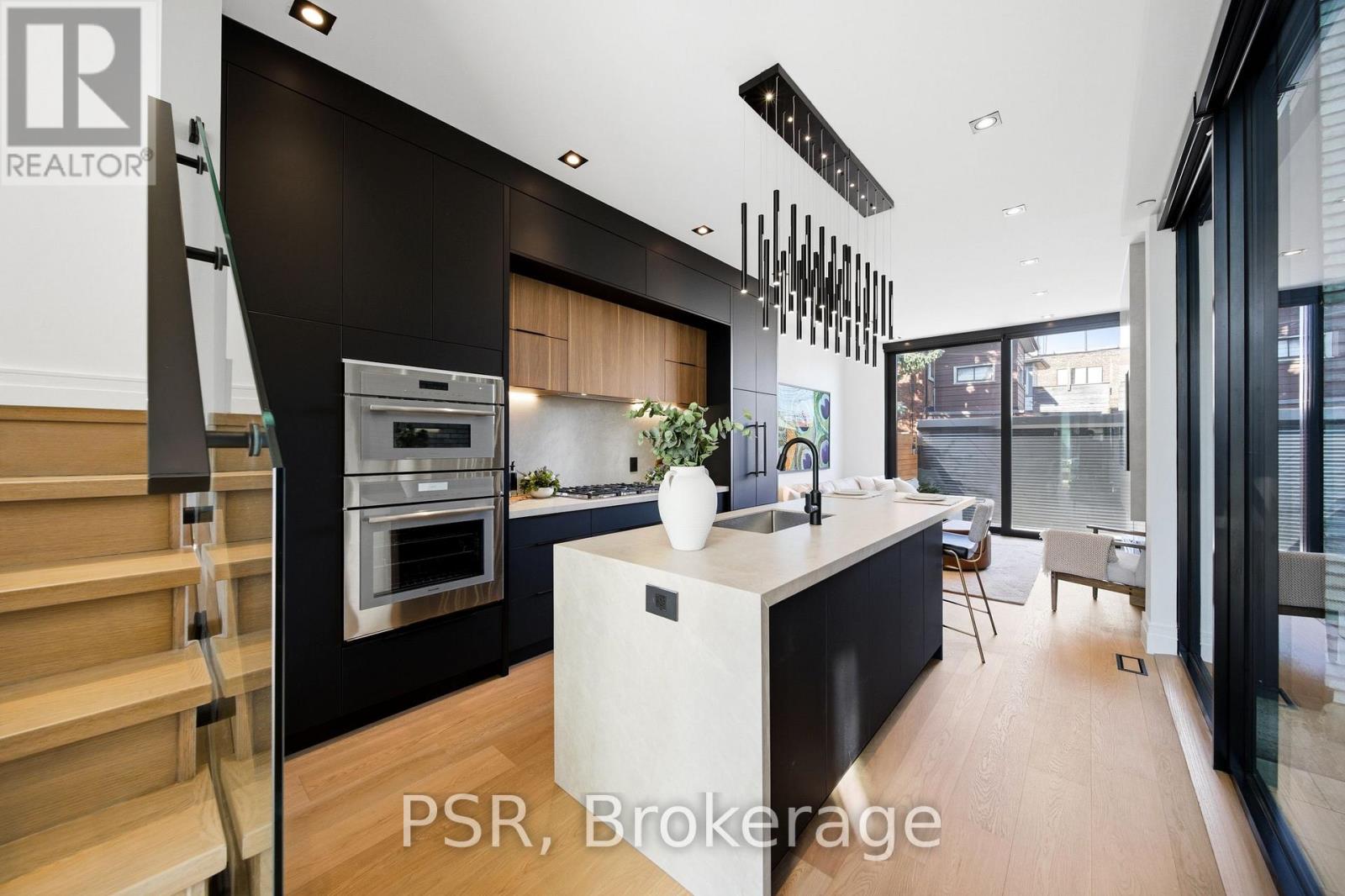 178 Gladstone Avenue, Toronto, Ontario  M6J 3L4 - Photo 3 - C13084726