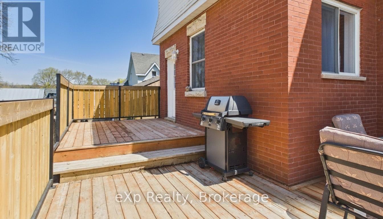 235 Jackson Street S, Brockton, Ontario  N0G 2V0 - Photo 7 - X13083844