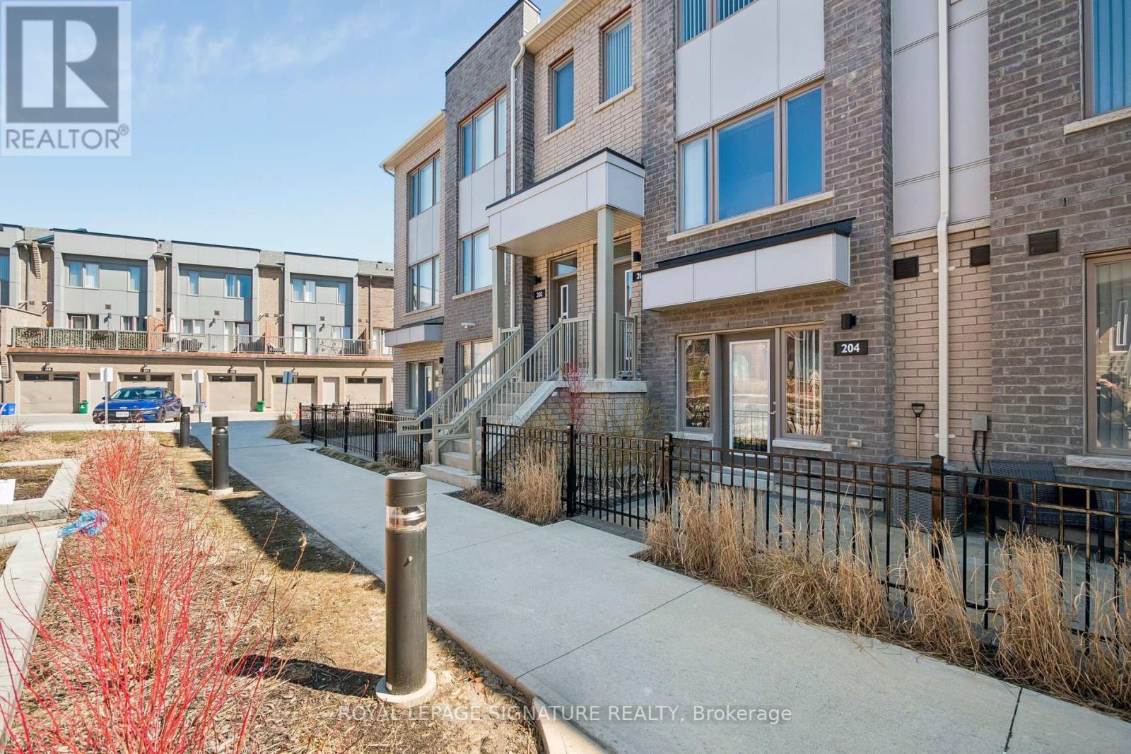 203 - 1525 KINGSTON ROAD, Pickering, Ontario
