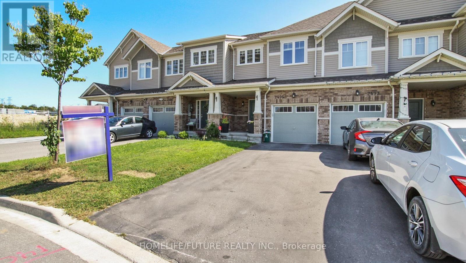 2495 Hill Rise Court, Oshawa, Ontario  L1L 0J5 - Photo 2 - E13084624