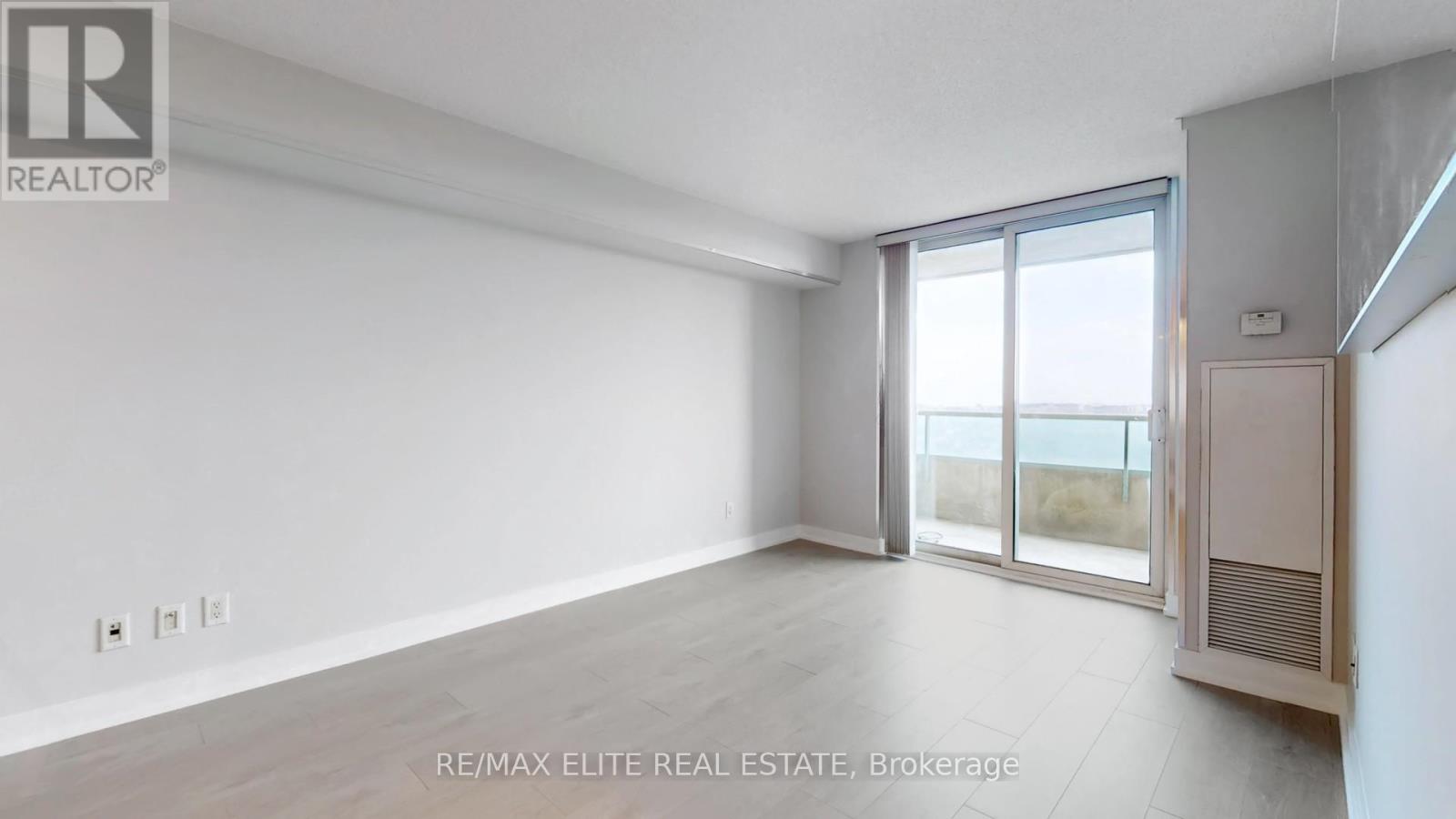 2401 - 61 Town Centre Court E, Toronto, Ontario  M1P 5C5 - Photo 14 - E13084778