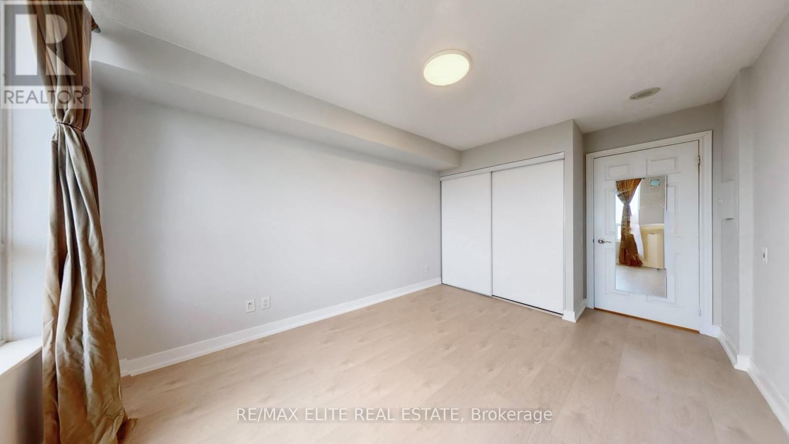 2401 - 61 Town Centre Court E, Toronto, Ontario  M1P 5C5 - Photo 16 - E13084778