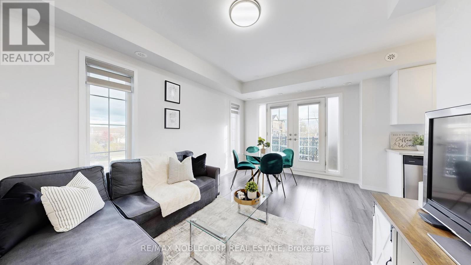 E08 - 26 Bruce Street, Vaughan, Ontario  L4L 1J4 - Photo 4 - N13084758