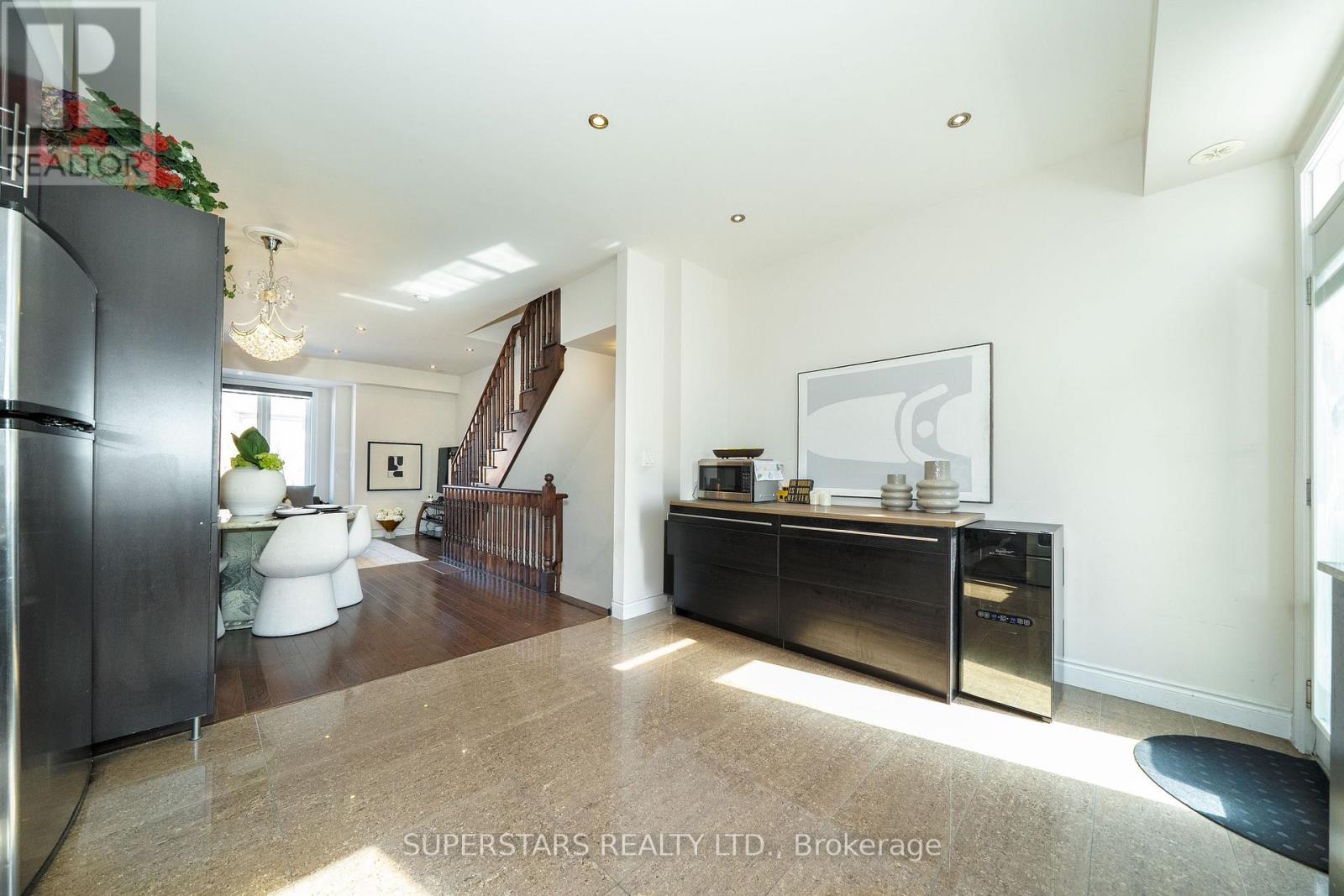 261 South Park Road, Markham, Ontario  L3T 0B6 - Photo 12 - N13084764