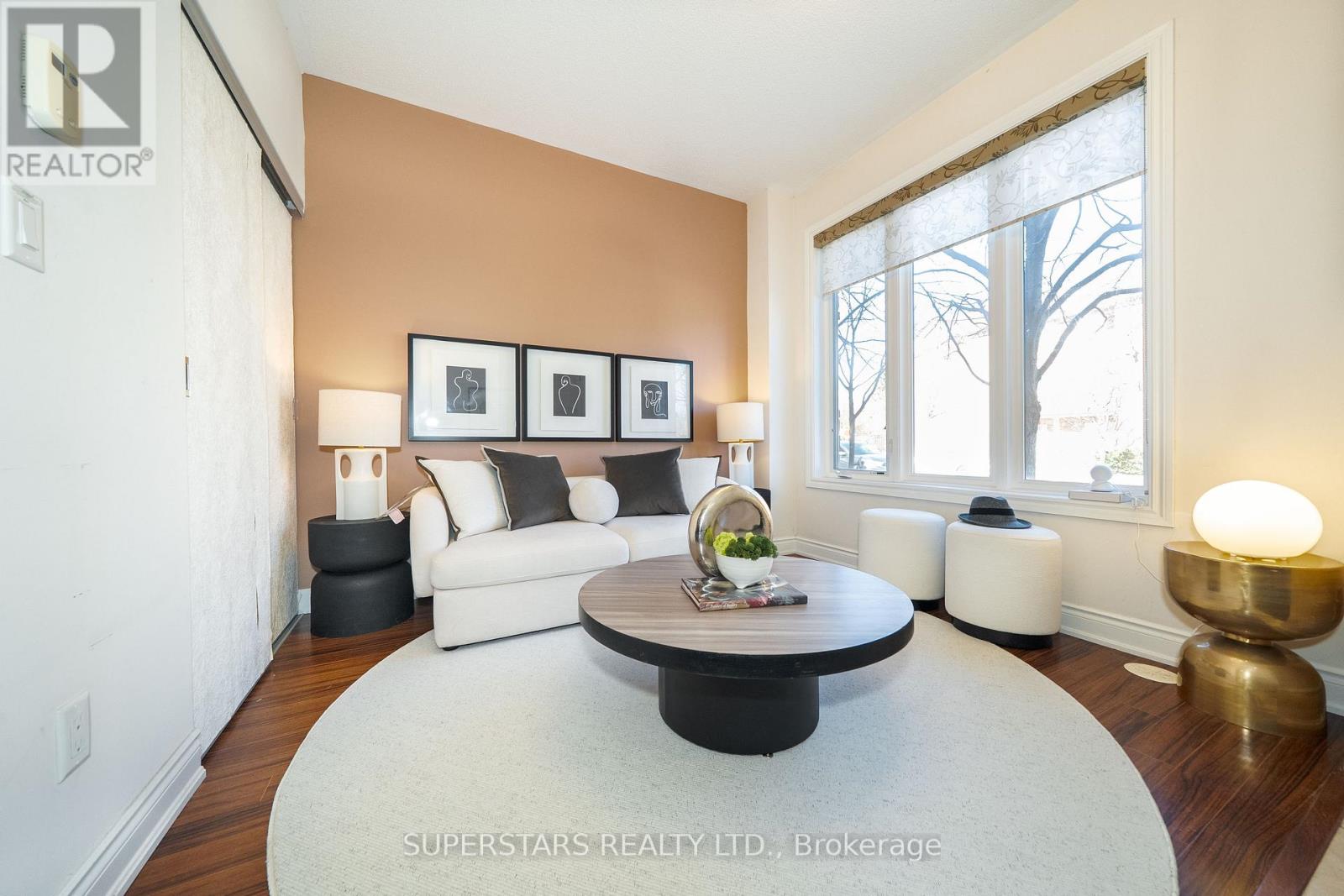 261 South Park Road, Markham, Ontario  L3T 0B6 - Photo 3 - N13084764