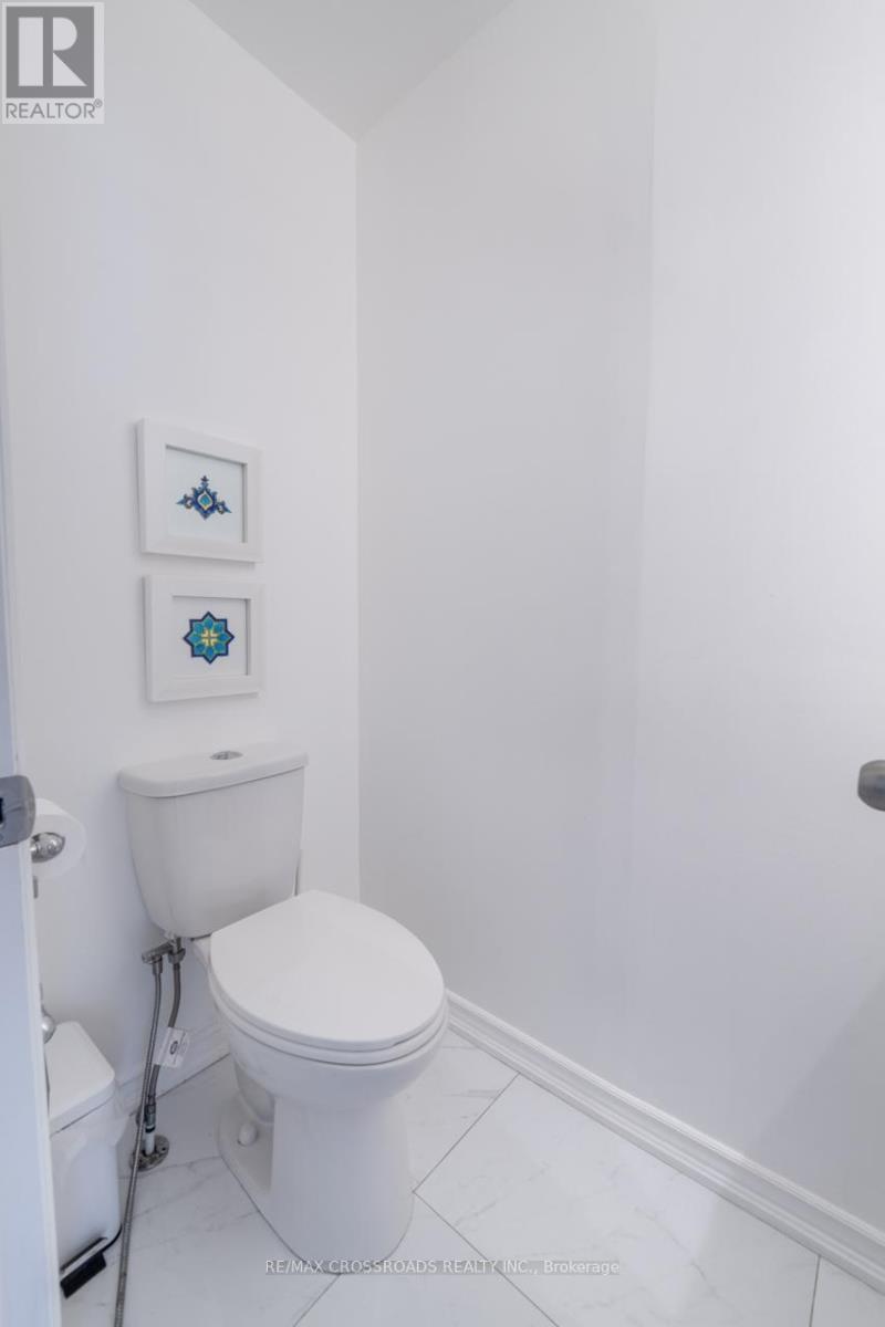 Main - 176 William Roe Boulevard, Newmarket, Ontario  L3Y 1B3 - Photo 31 - N13084788