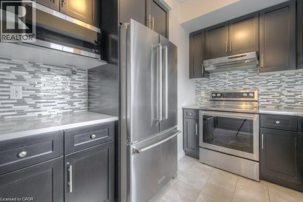 70 Willowrun Drive Unit# F2, Kitchener, Ontario  N2B 1H1 - Photo 2 - 40827092