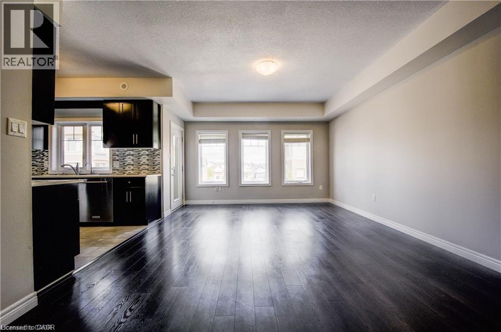 70 Willowrun Drive Unit# F2, Kitchener, Ontario  N2B 1H1 - Photo 3 - 40827092