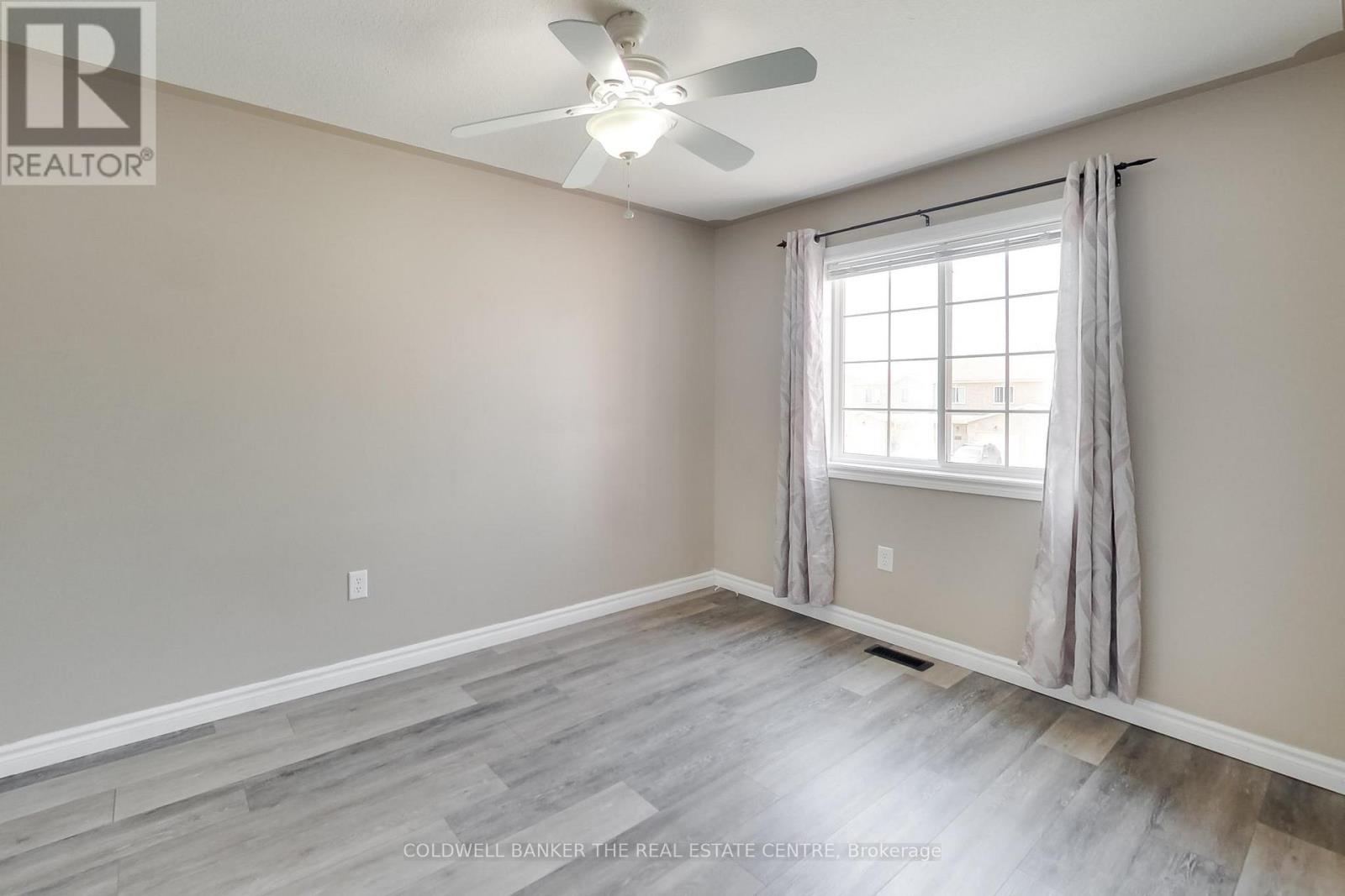 24 Michelle Drive, Orillia, Ontario  L3V 0B4 - Photo 14 - S13084750