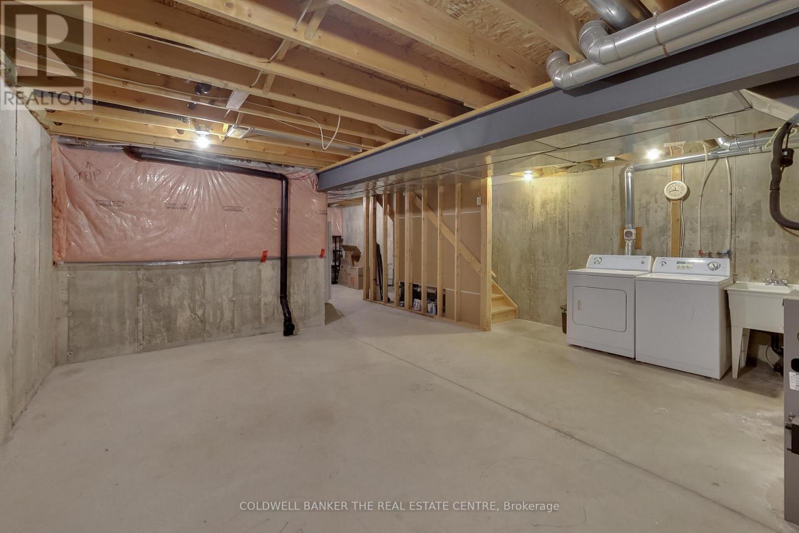 24 Michelle Drive, Orillia, Ontario  L3V 0B4 - Photo 17 - S13084750