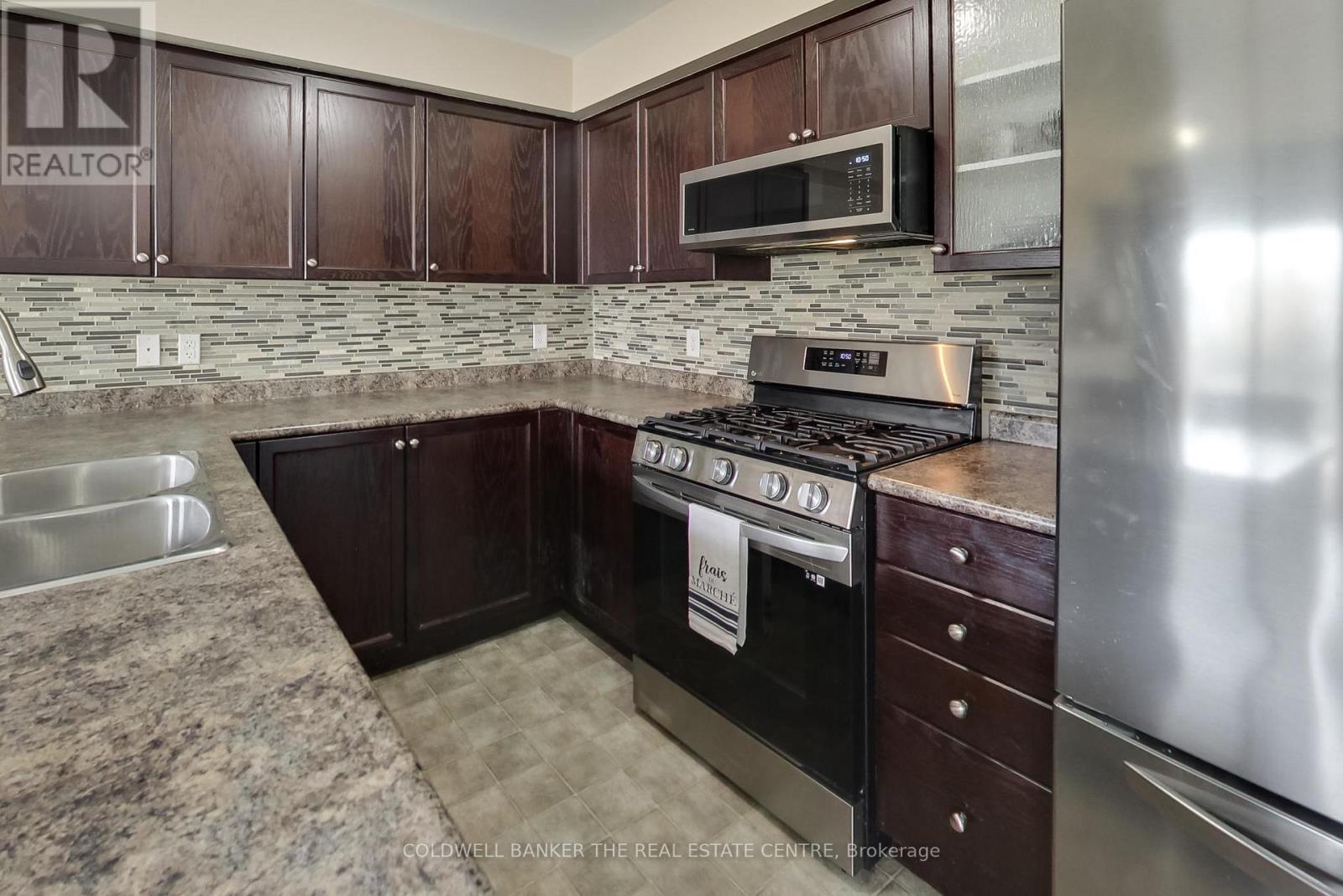 24 Michelle Drive, Orillia, Ontario  L3V 0B4 - Photo 4 - S13084750